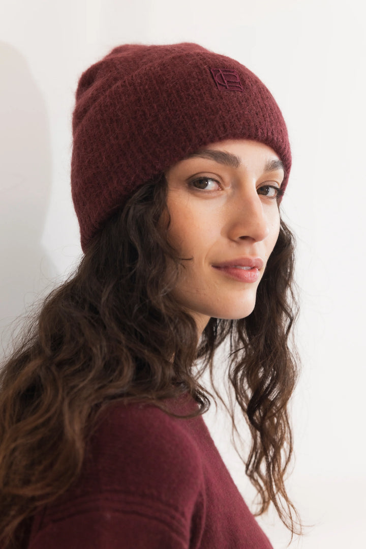 Naya Beanie Vinrød
