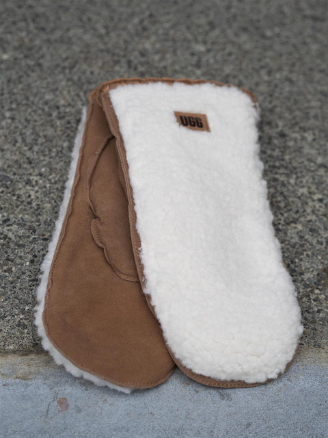 Fluff Scalloped Mitten Cream
