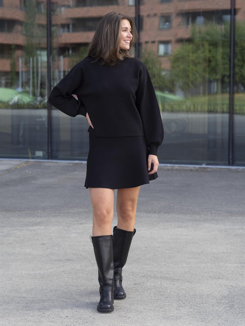 Mercy East Pullover Sort