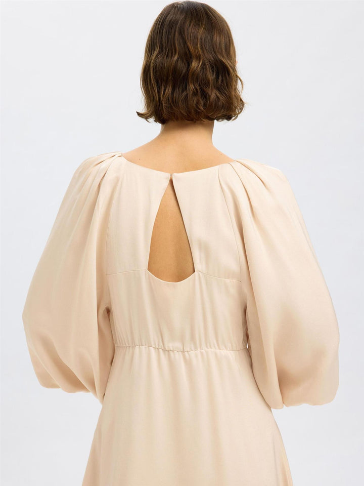 Flaurina open back dress Beige