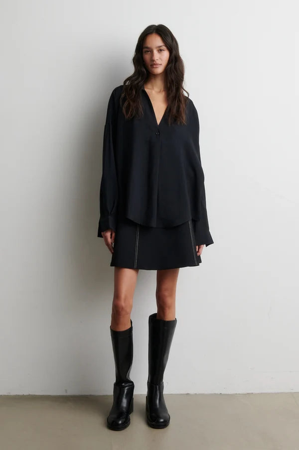 Timeline Blouse Sort