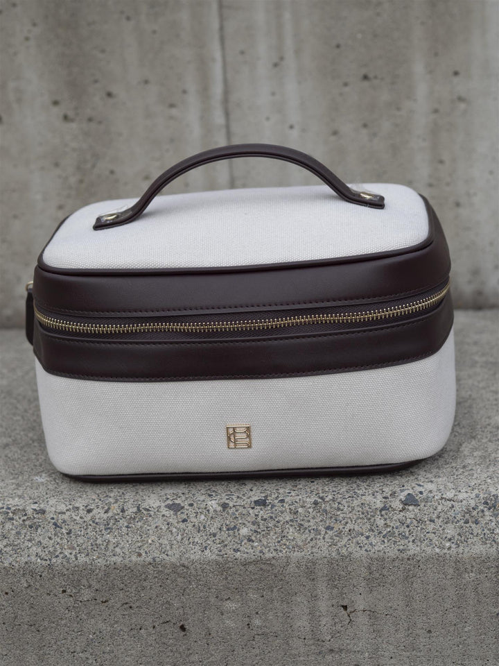 Toiletry bag Off-White
