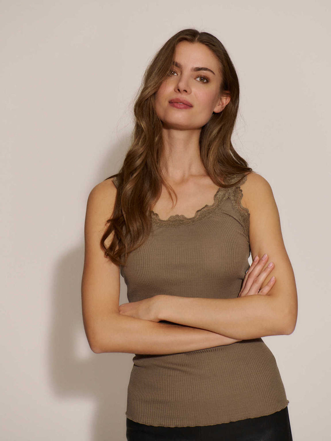 Babette Taupe