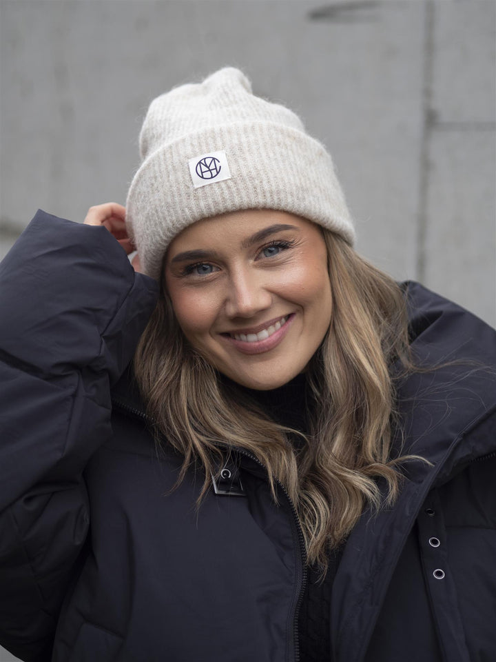 Hope Icon Beanie Beige