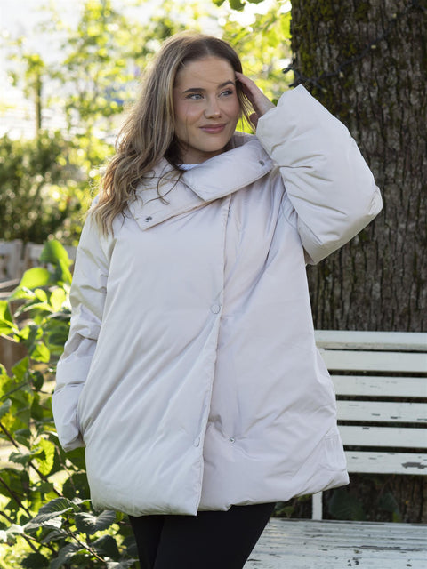 Tahnia Coat Offwhite