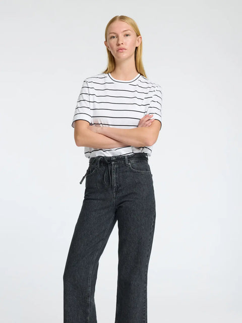 Essential Striped Boxy Tee Hvit/Sort