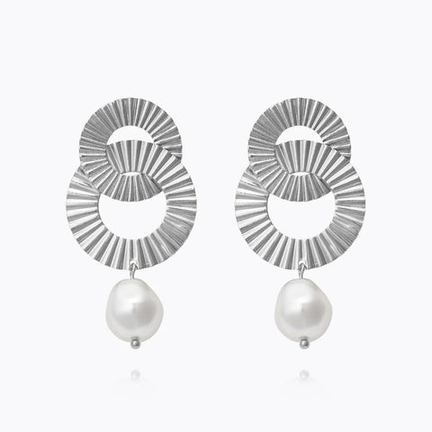 Mila Pearl Earrings Sølv
