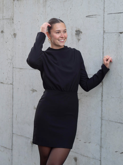 Beverly Short Dress Sort