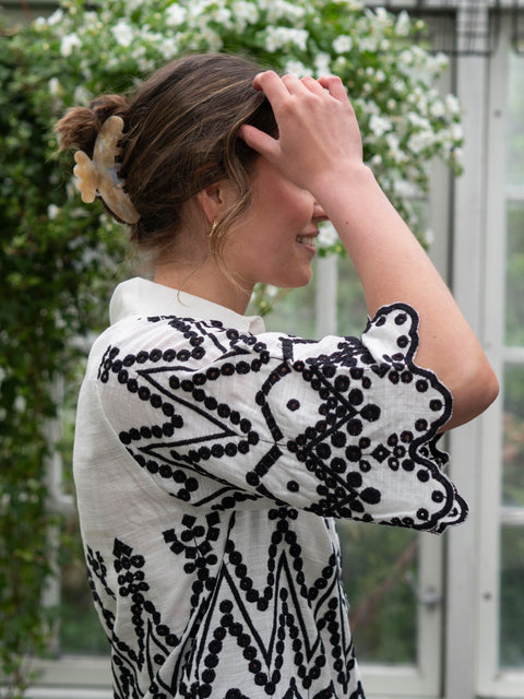 Embroidery Shirt Sort/Hvit