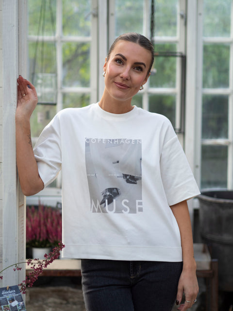 Muse-Tee Hvit