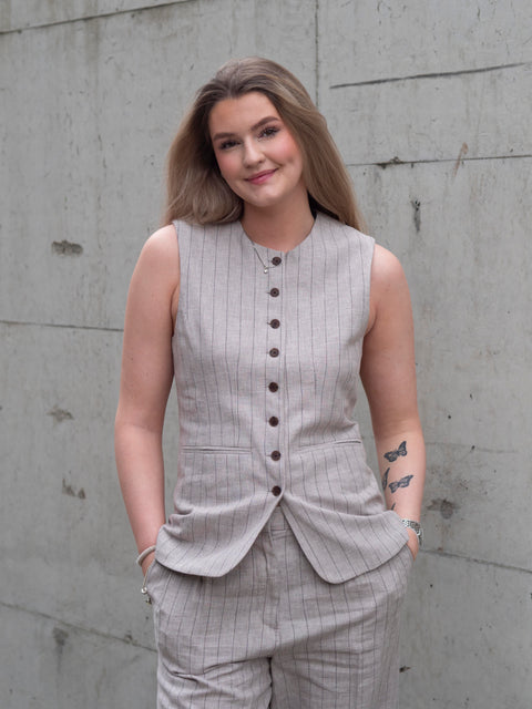 Vilka Sun Long Vest Beige
