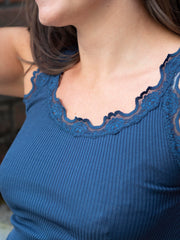 Babette Silk SL U-Neck Blå