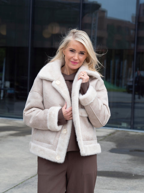 Faje jakke Beige
