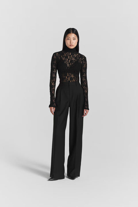 Mariana Lace Top Sort