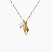 Shell Pearl Necklace Gull