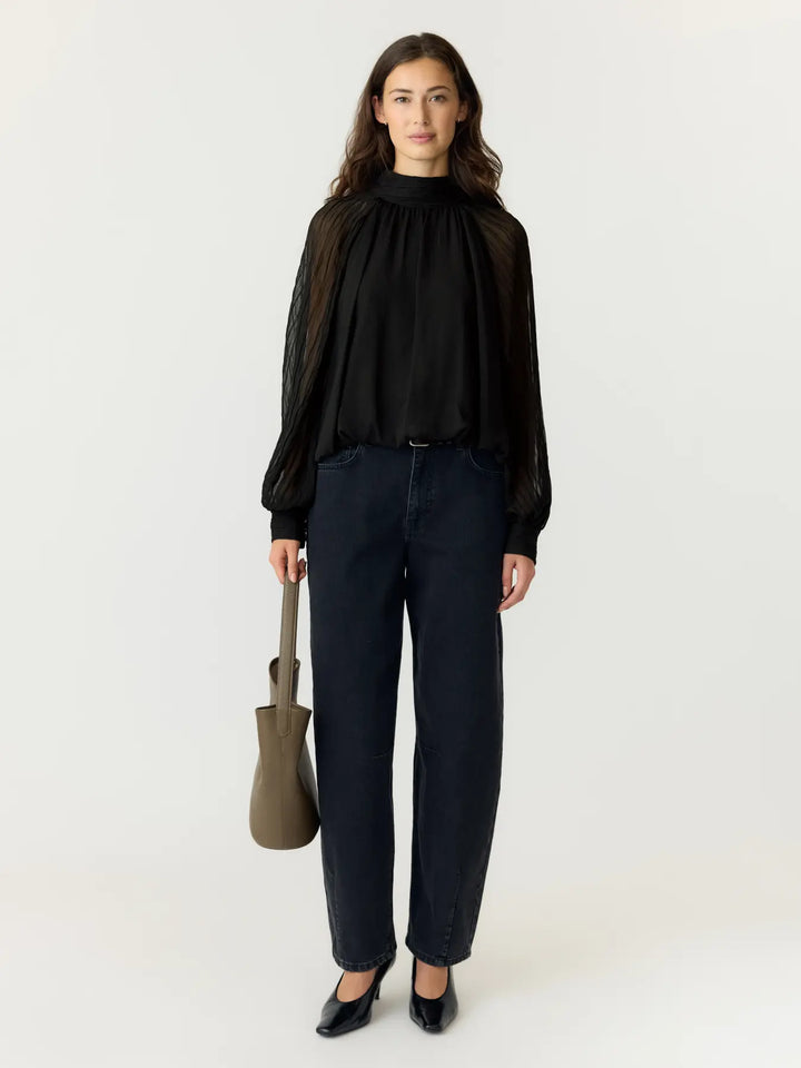 Olera blouse Sort