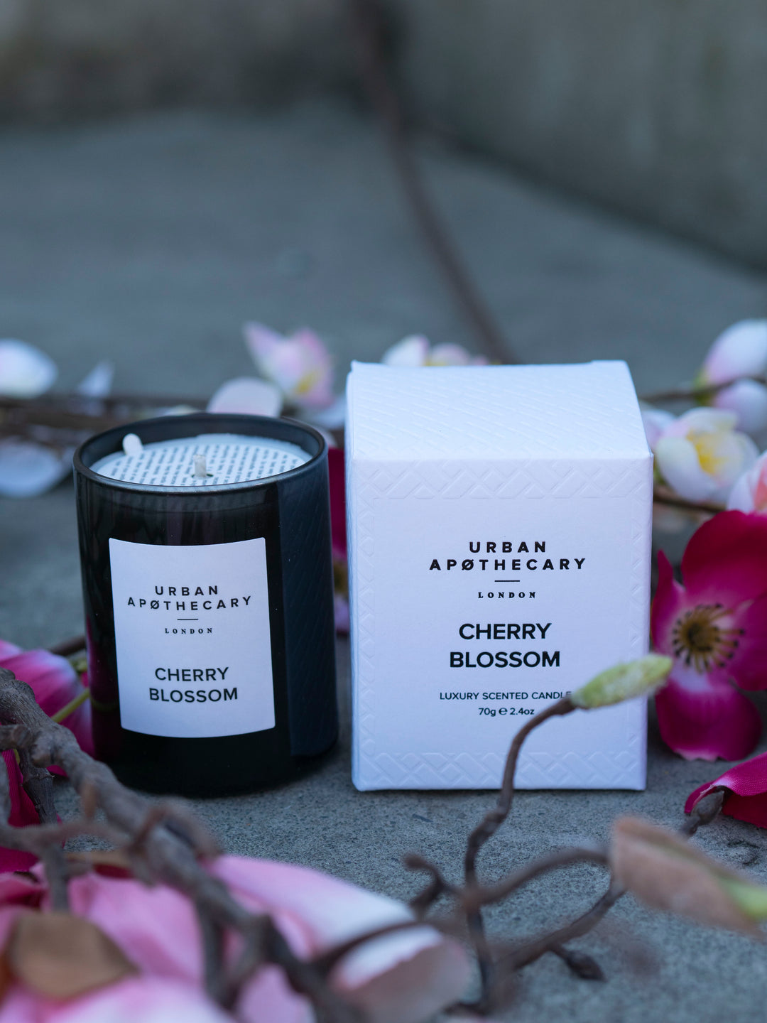 Black Glass Candle Cherry Blossom Sort