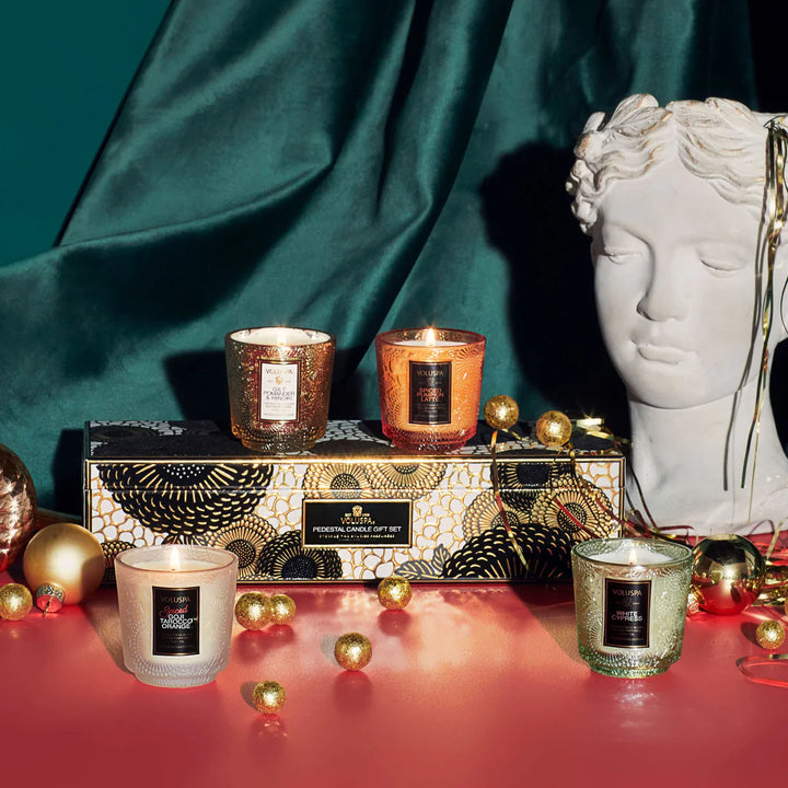 Japonica Holiday Pedestal Gift Set