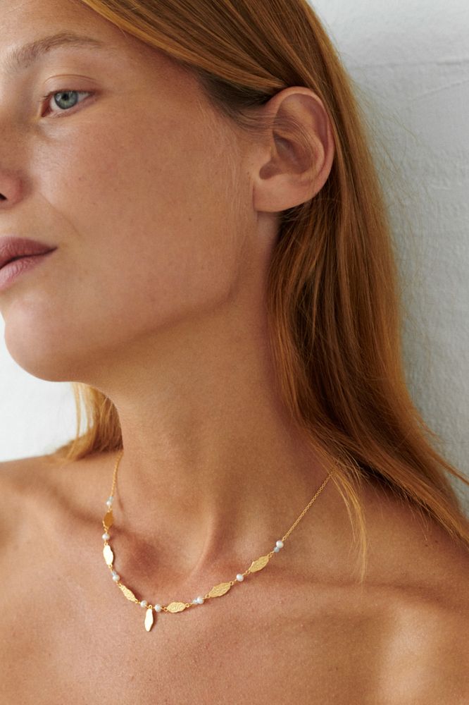 Drifting Dream Necklace Gull