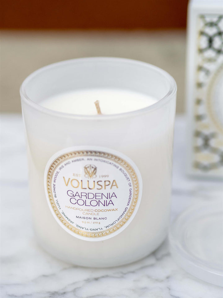 Gardenia Colonia Boxed Candle Hvit