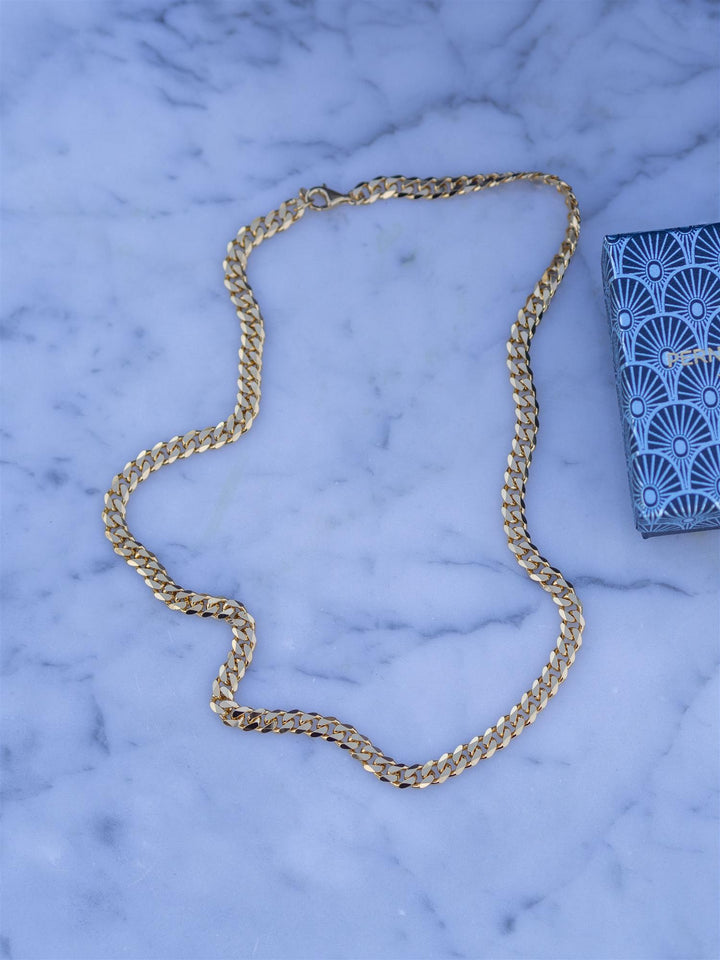 Rock Solid Necklace Gull