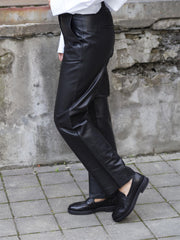 line Leather Pant Sort