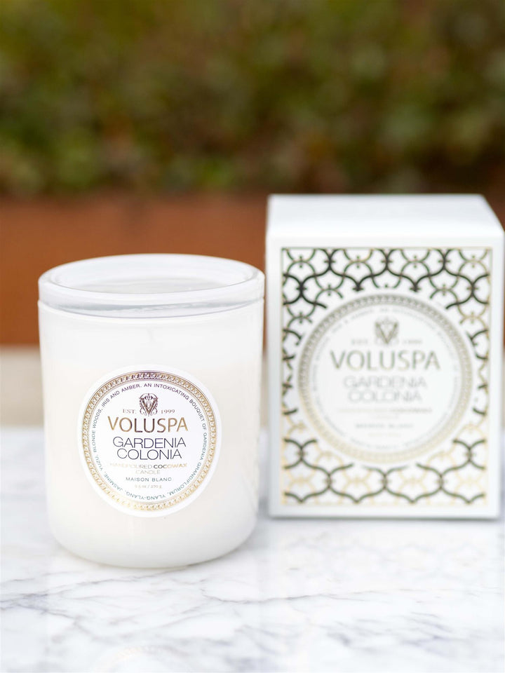 Gardenia Colonia Boxed Candle Hvit